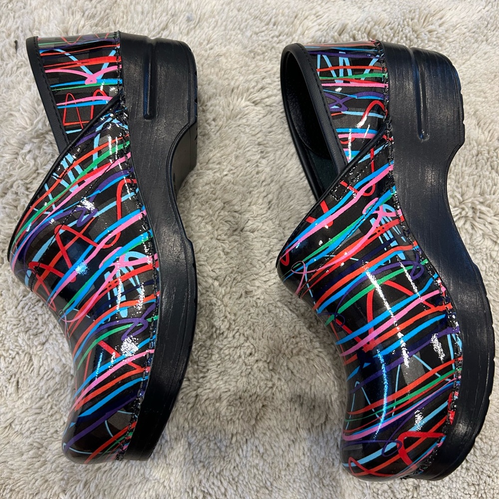 Dansko Clogs New Without Tags, Size 37, Patent Mu… - image 1